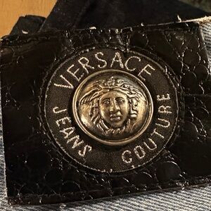 🌟MAKE ME AN OFFER🌟
Versace Black and Silver Medusa Patch